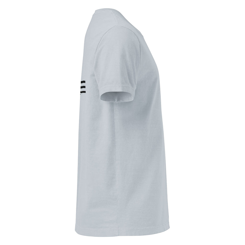 Redcastaway™ Horizon Wave Tee unisex oversized t-shirt in light blue 100% cotton with vintage look and graphic print.